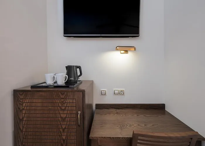 Senator Καντίζ