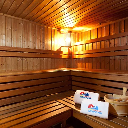 Senator Hotel 4*