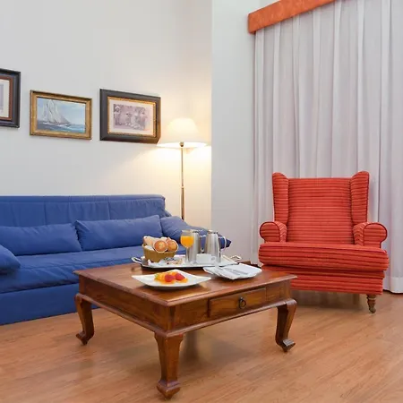 Senator Hotel 4*